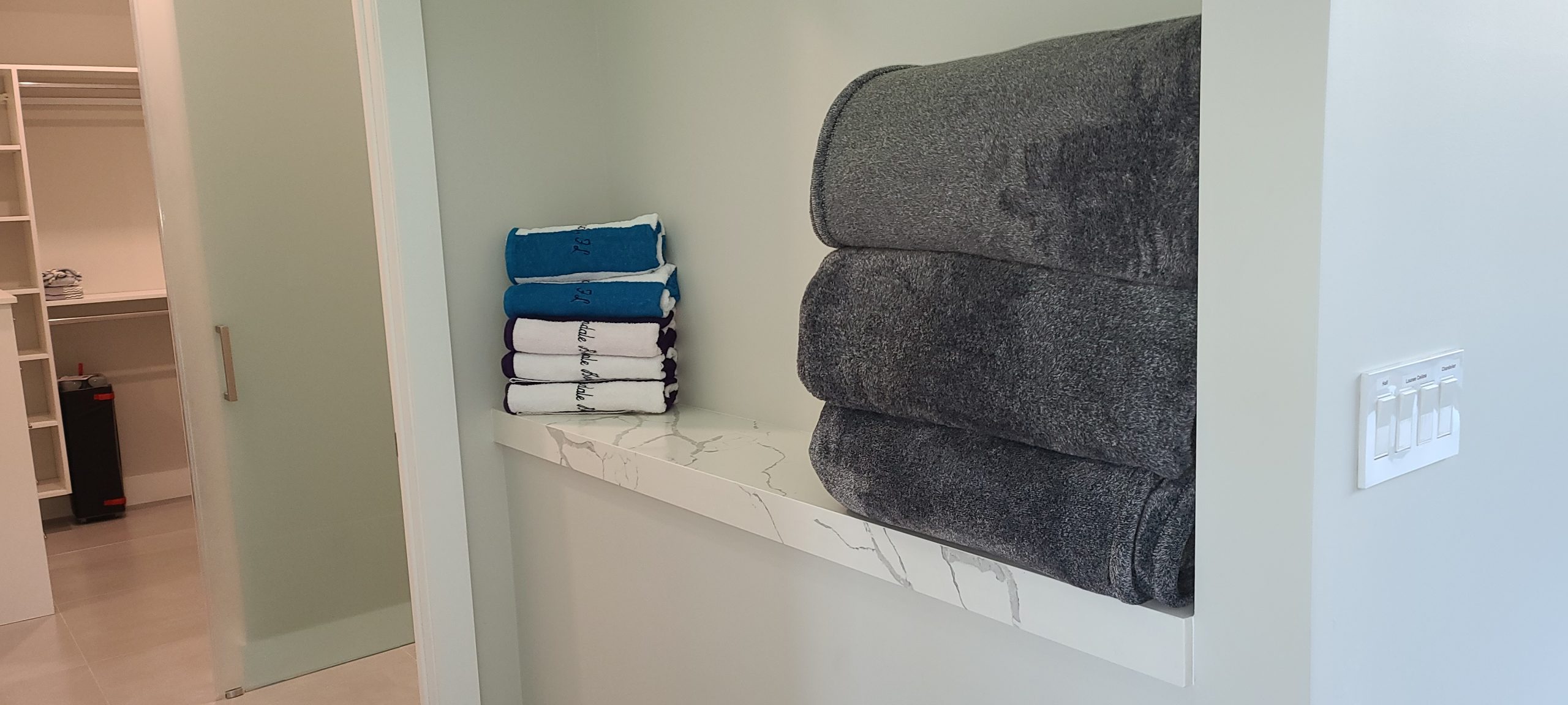 short-term rental cleaning services
